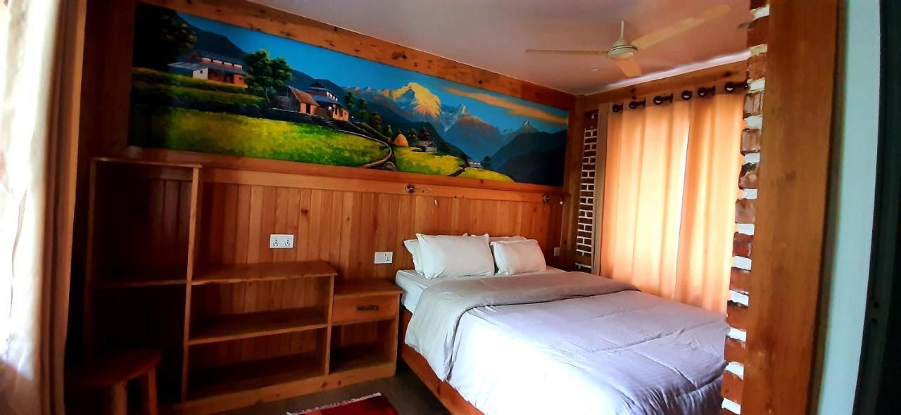 Kiwi Backpackers Hostel Pokhara Exterior photo