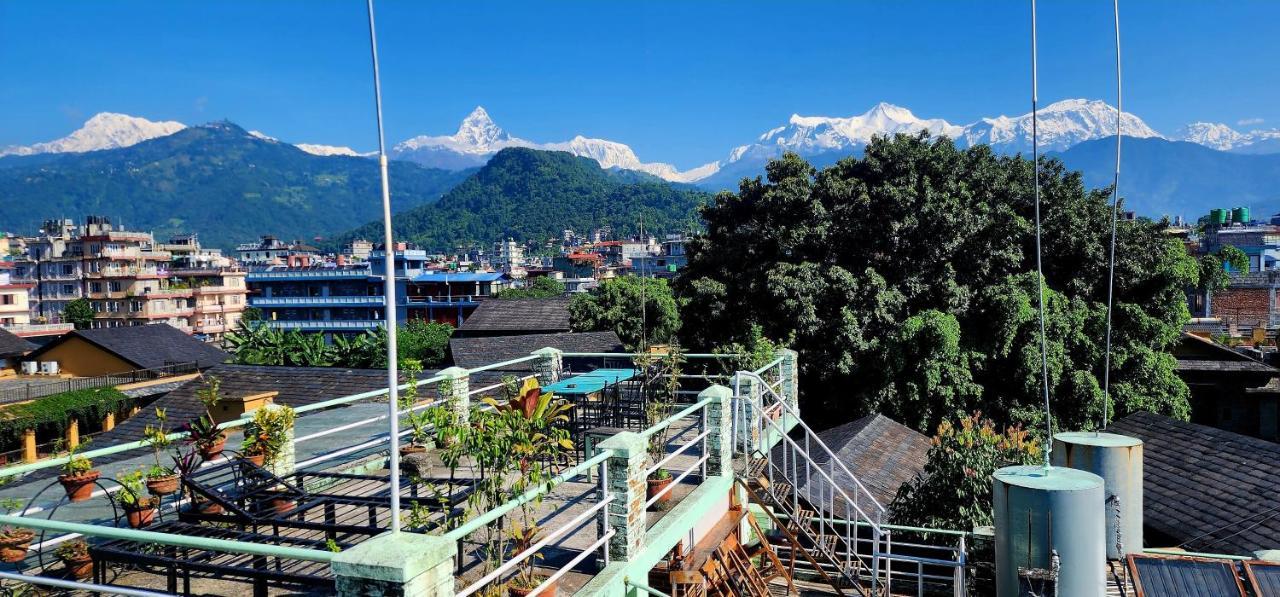 Kiwi Backpackers Hostel Pokhara Exterior photo