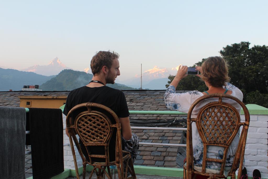 Kiwi Backpackers Hostel Pokhara Exterior photo