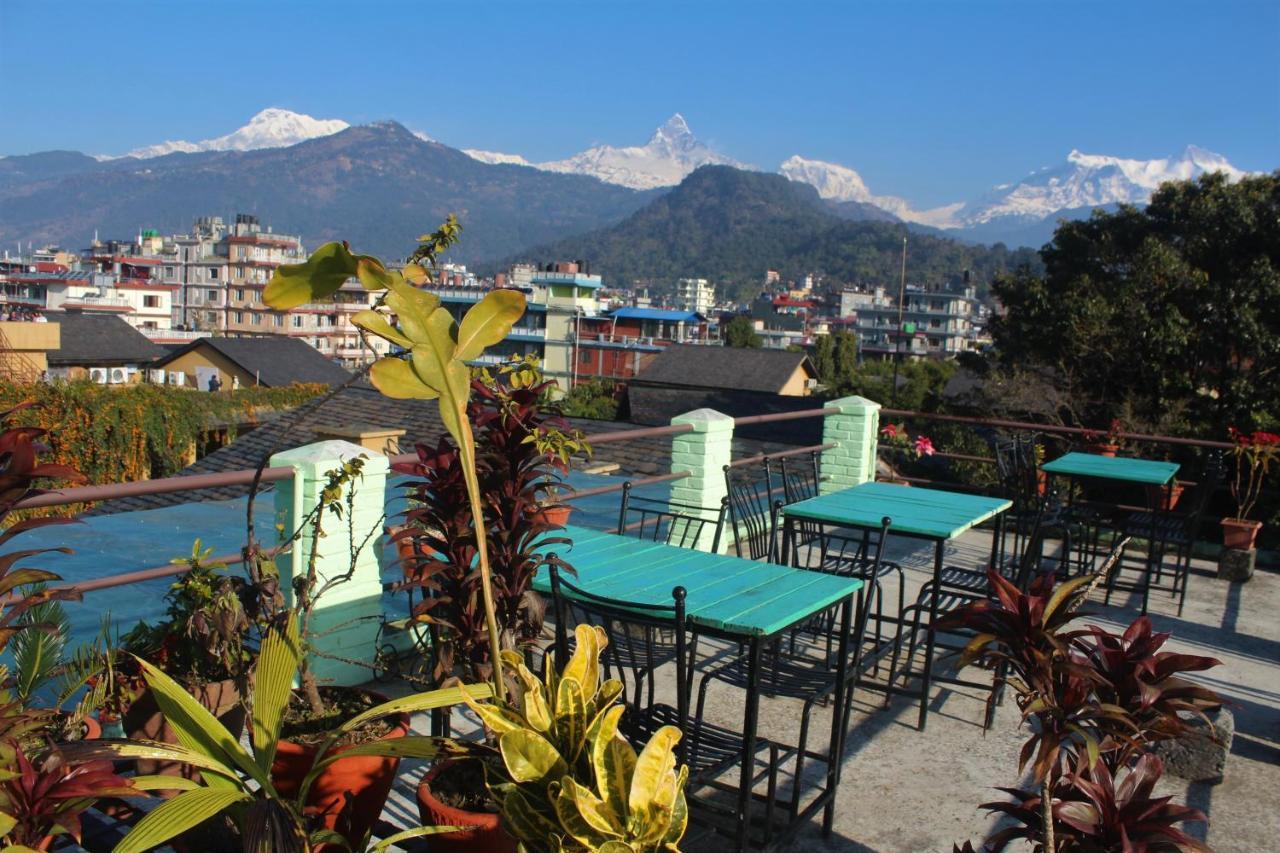 Kiwi Backpackers Hostel Pokhara Exterior photo