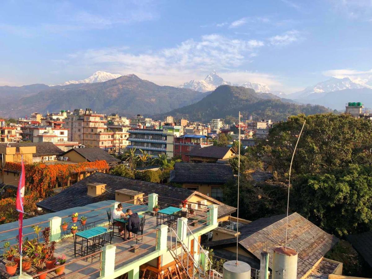 Kiwi Backpackers Hostel Pokhara Exterior photo